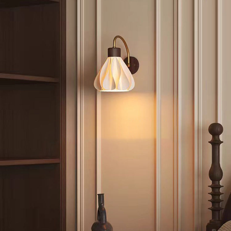 Petal Skirt Iron Wood Wall Lamp