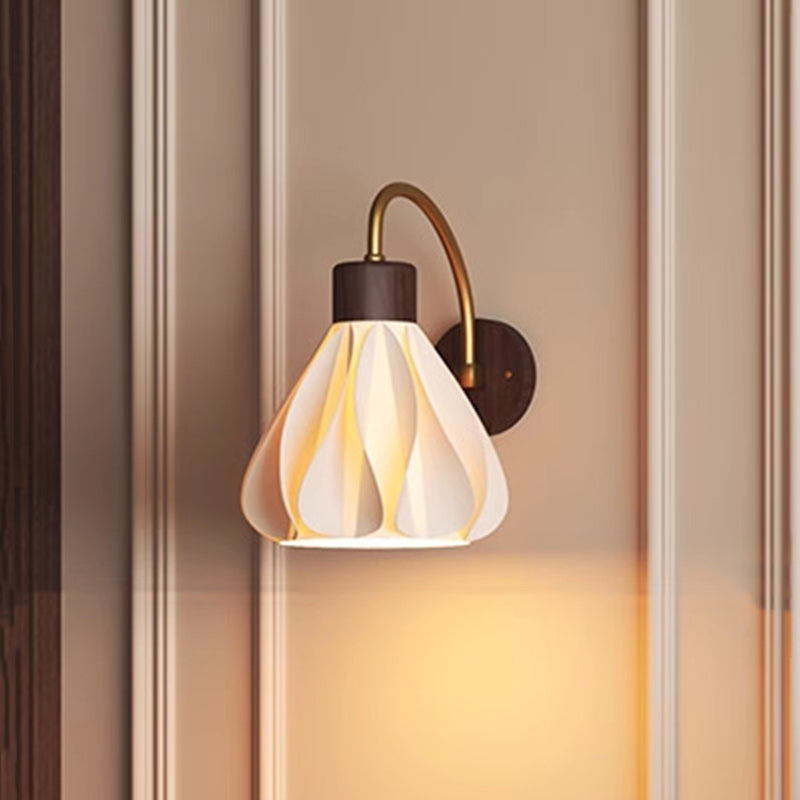 Petal Skirt Iron Wood Wall Lamp
