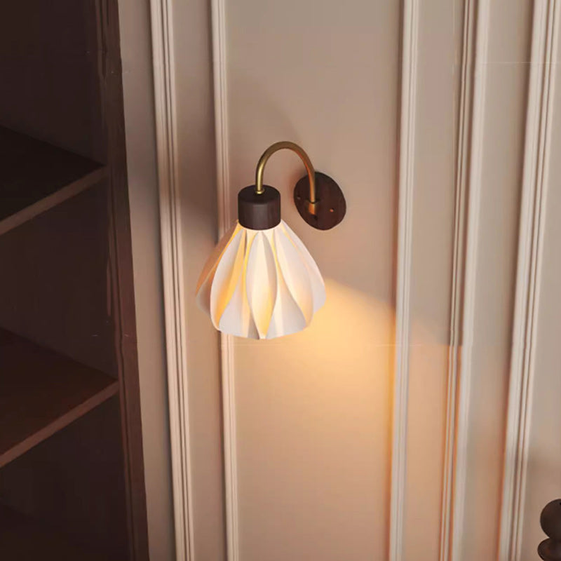 Petal Skirt Iron Wood Wall Lamp