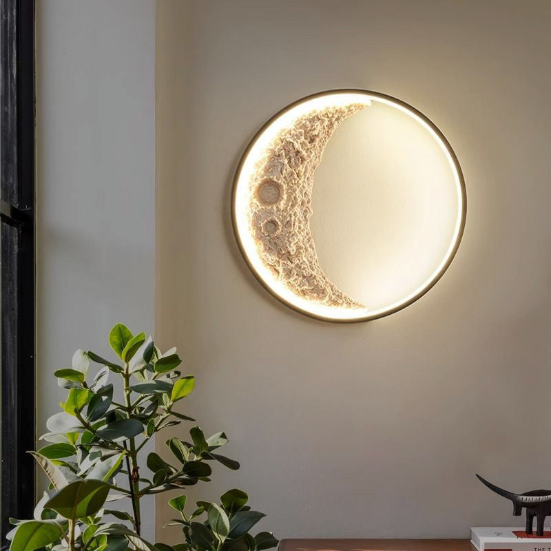 Round Moon Hardware Resin Wall Lamp