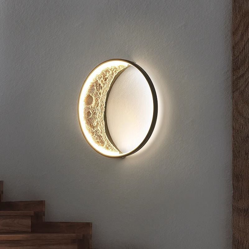 Round Moon Hardware Resin Wall Lamp