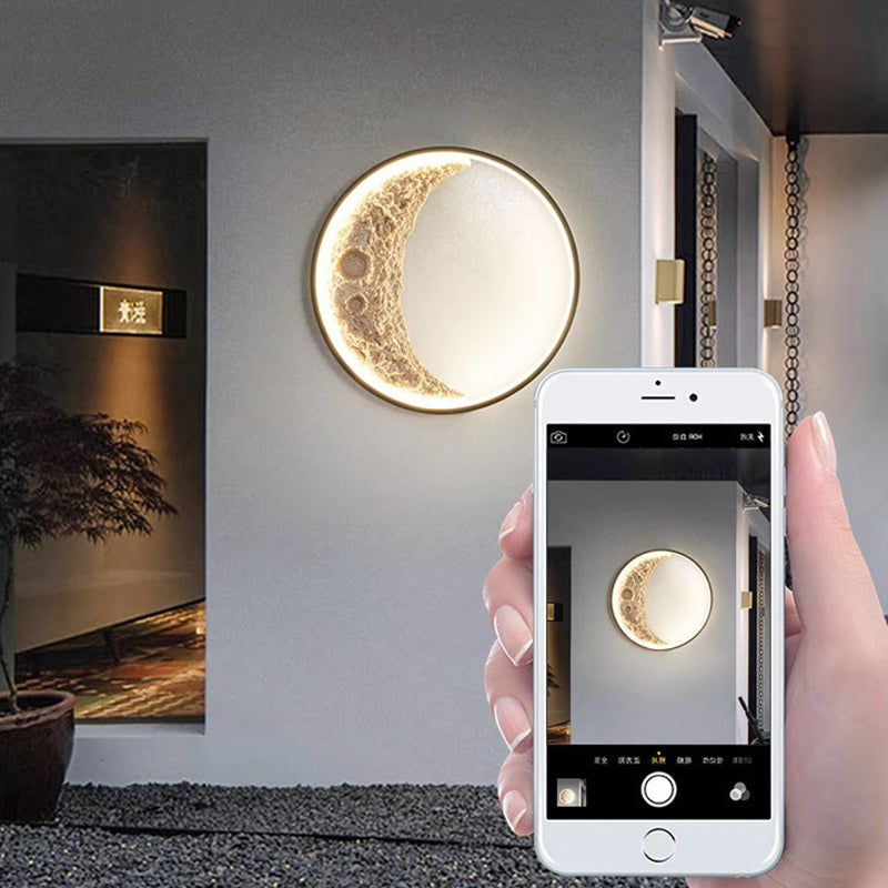 Round Moon Hardware Resin Wall Lamp
