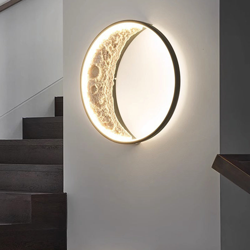 Round Moon Hardware Resin Wall Lamp