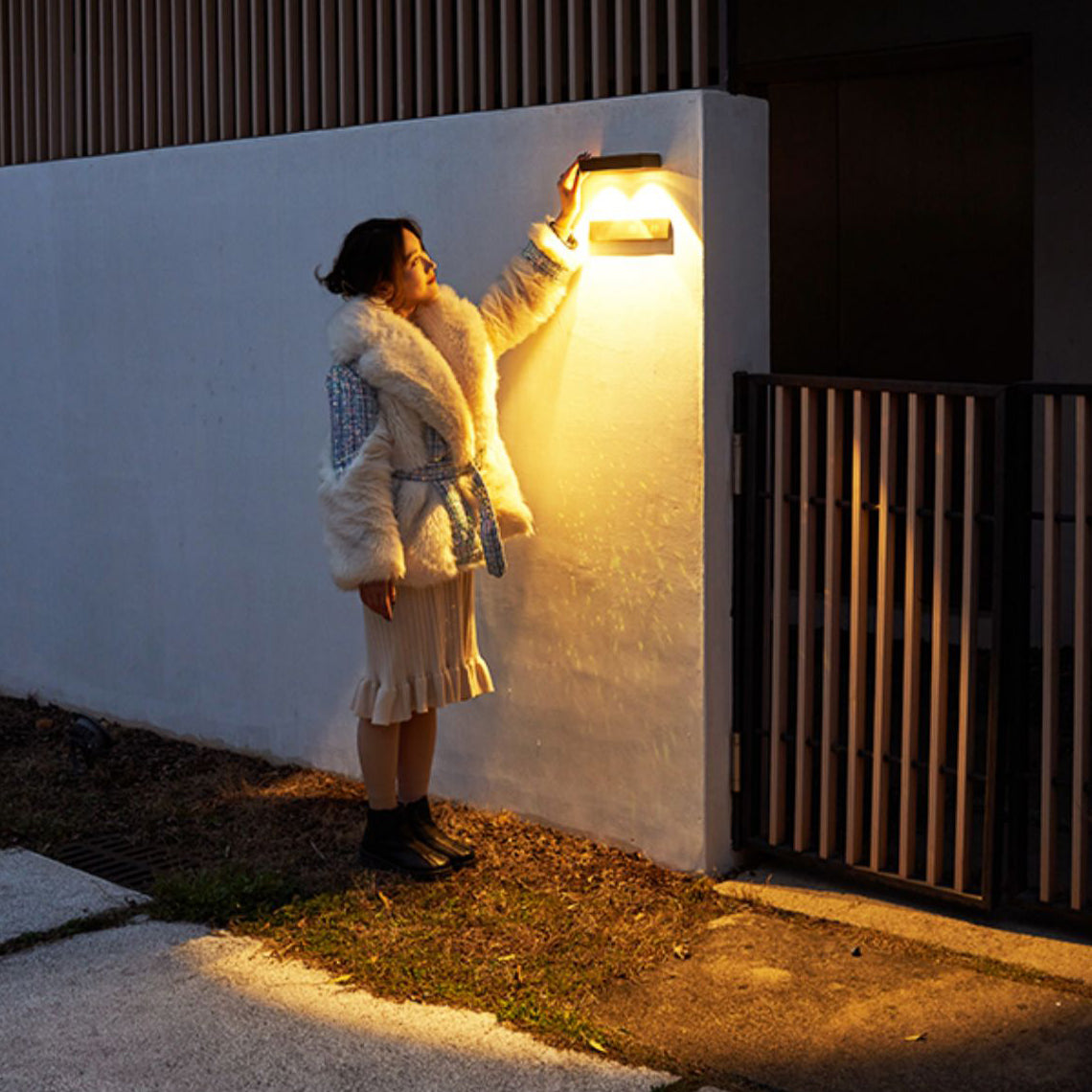 Rectangular Fan-Shaped Shadow ABS Outdoor Light