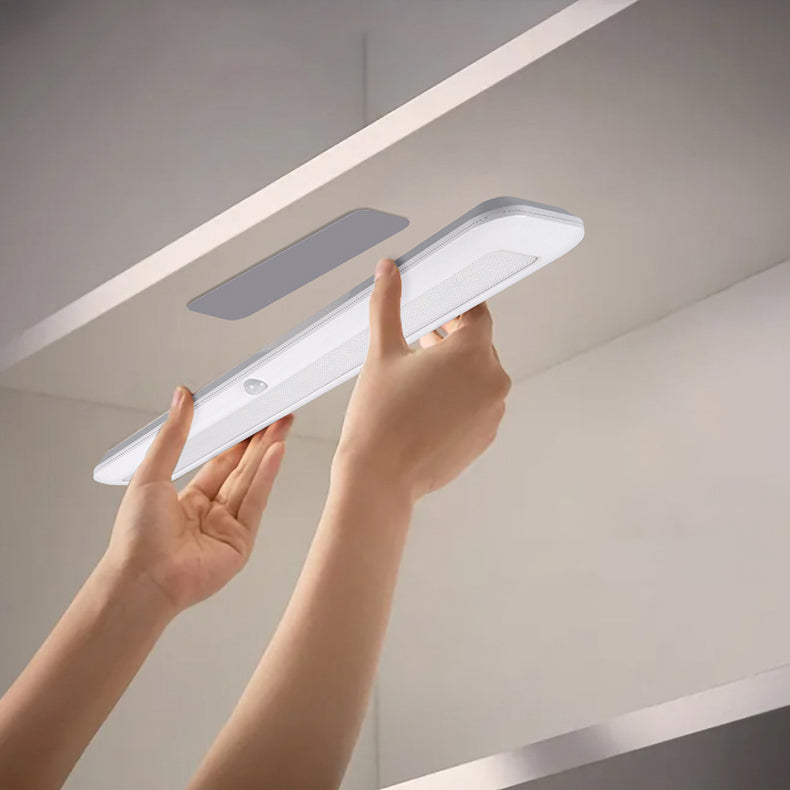 Body Sensor Magnetic Rechargeable Wall Lamp