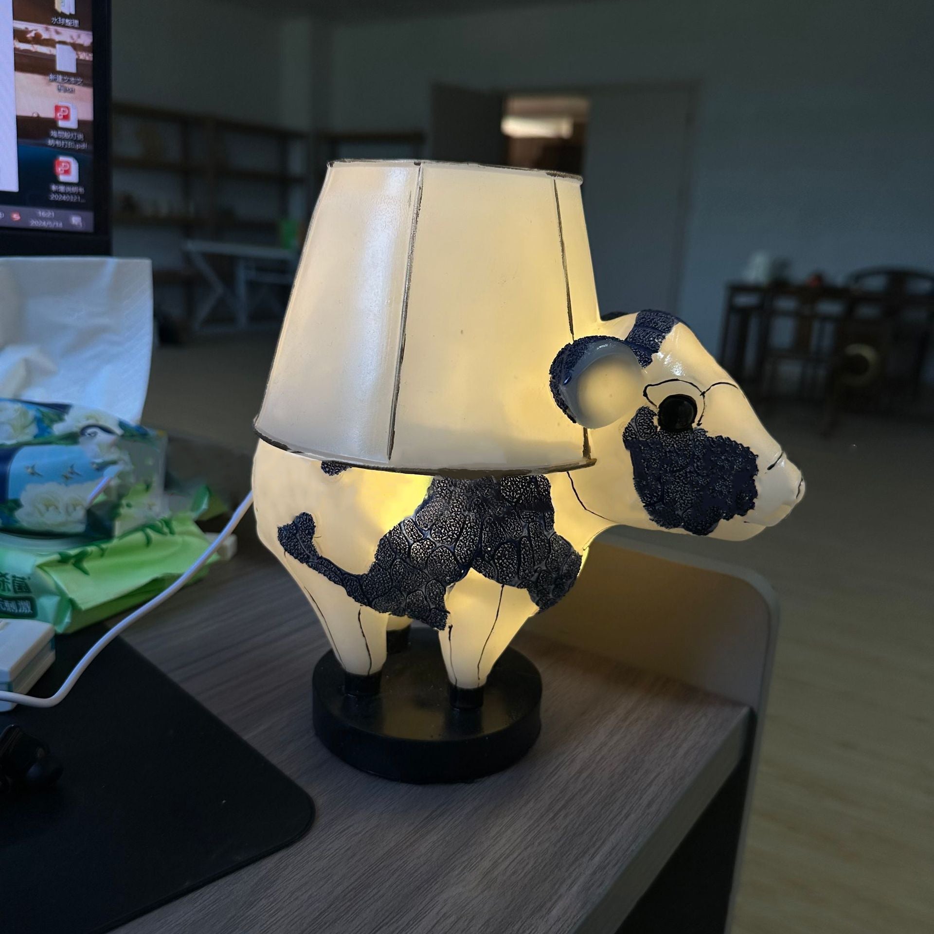 Resin Fabric Cow Bedroom Table Lamp