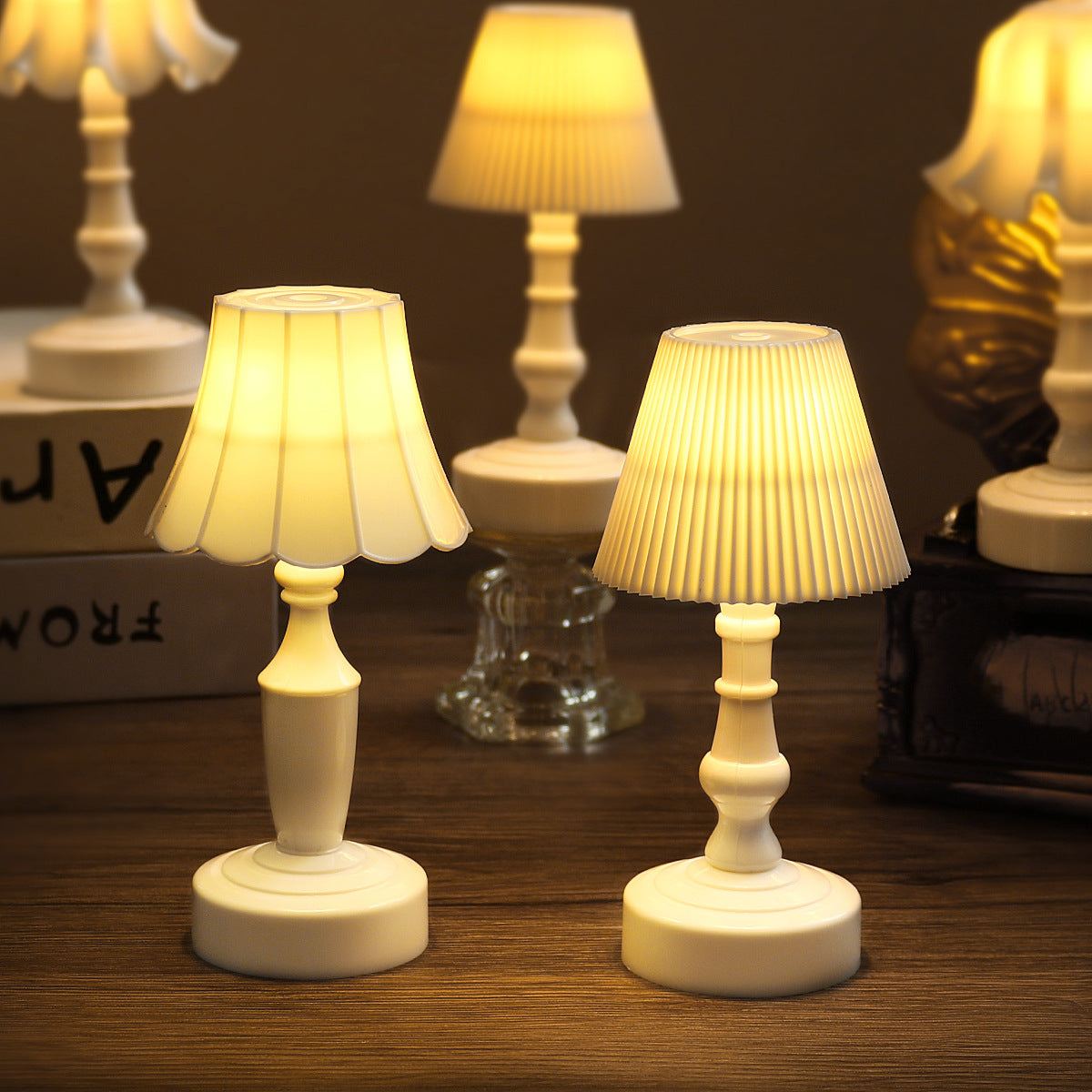 Battery ABS Flower Pleated Table Lamp