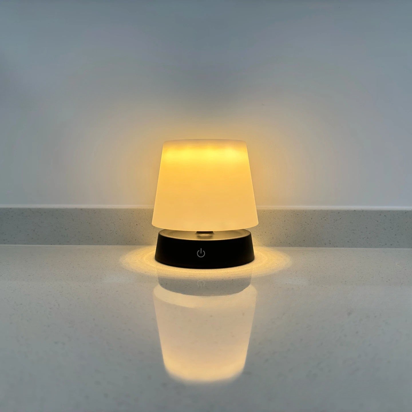 Rechargeable Stretchable Stainless Steel Table Lamp