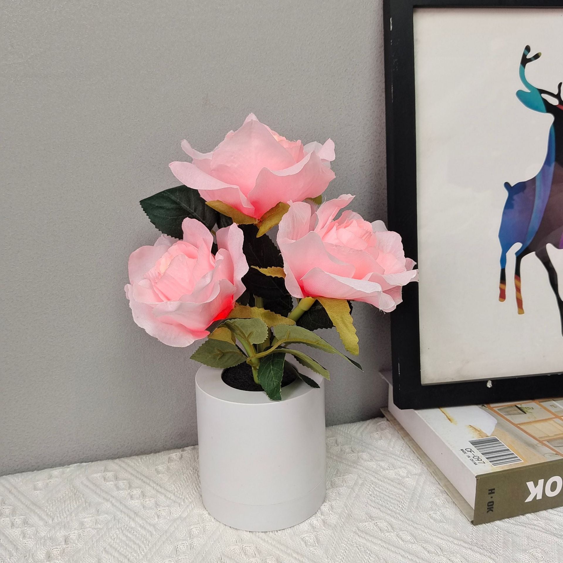 Rechargeable Plastic Fabric Flower Table Lamp