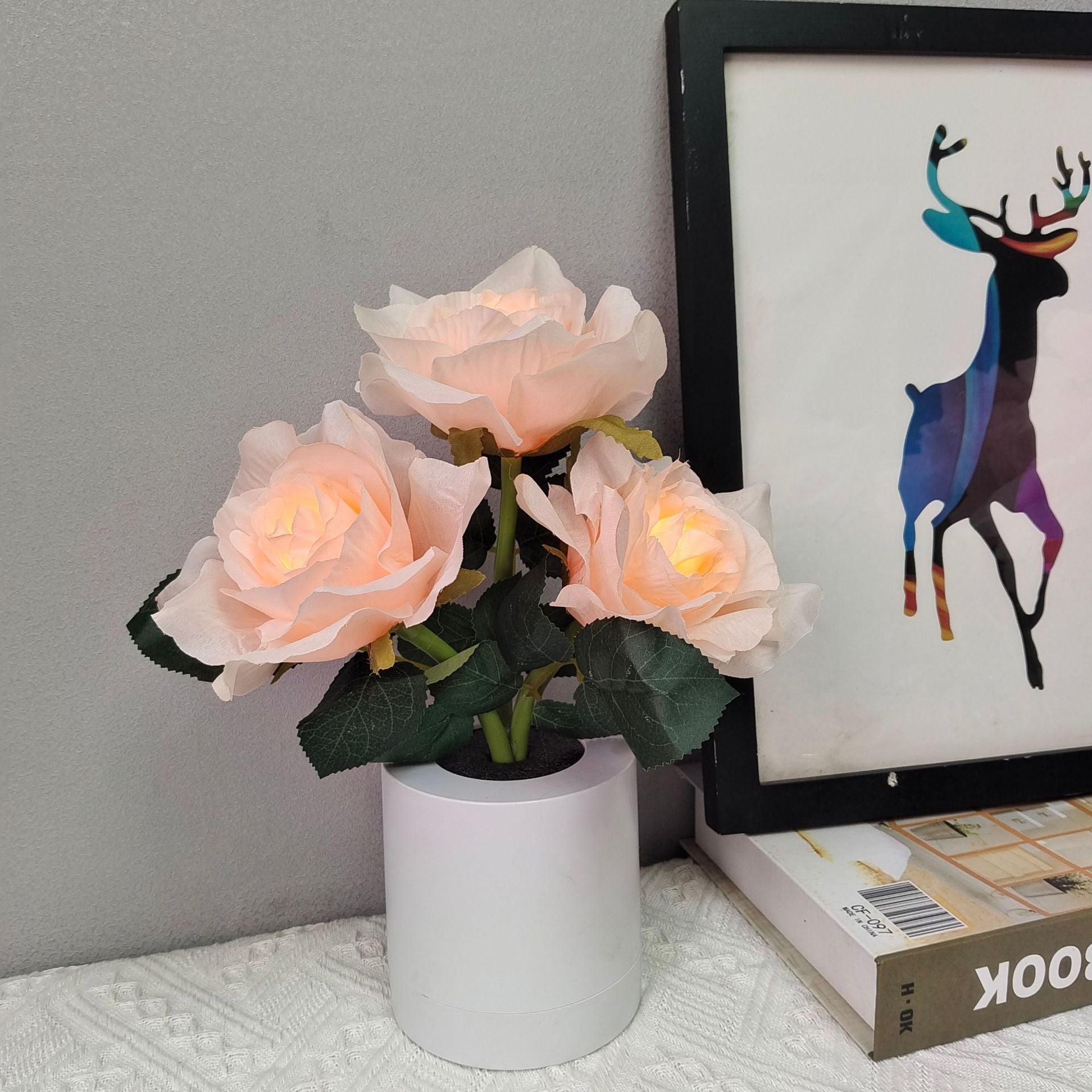 Rechargeable Plastic Fabric Flower Table Lamp