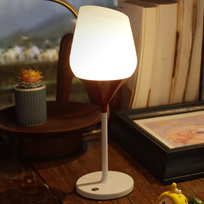 Rechargeable PMMA Aluminum Silica Table Lamp
