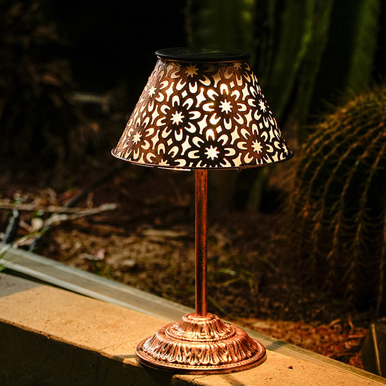 Farmhouse Rechargeable Conic Flower Outdoor Light