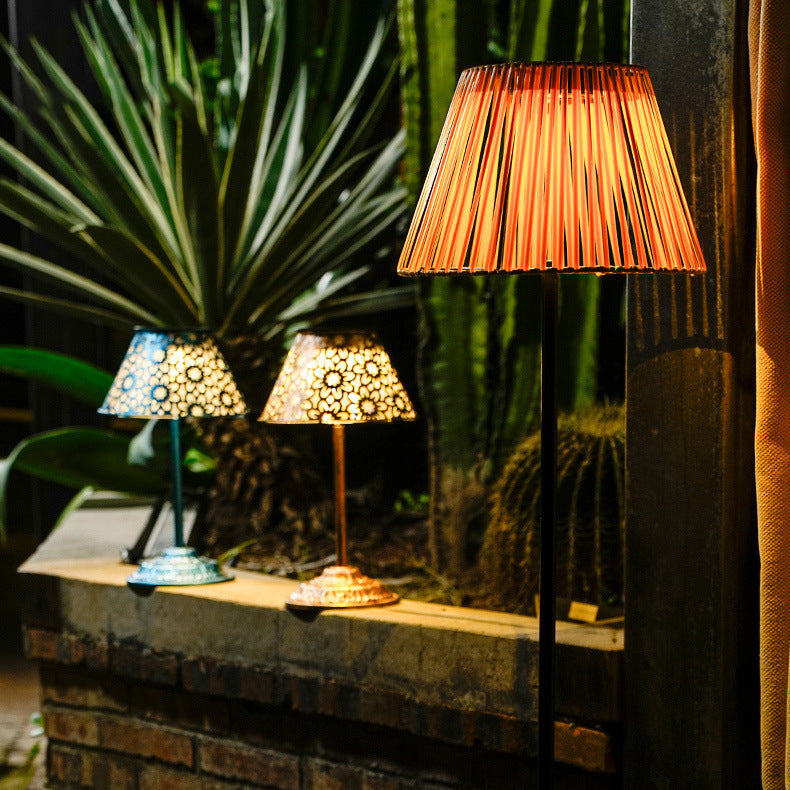 Traditional Japanese Solar Iron Outdoor Light