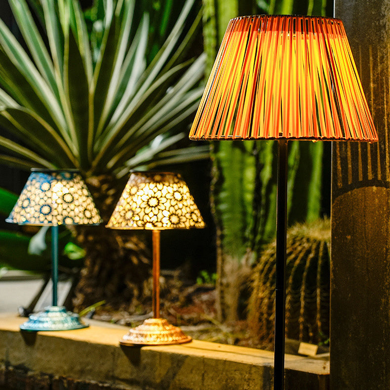 Traditional Japanese Solar Iron Outdoor Light