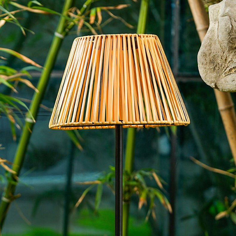 Traditional Japanese Solar Iron Outdoor Light