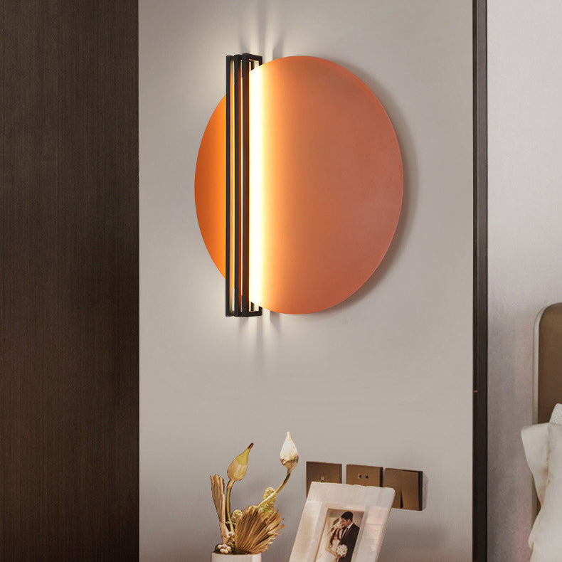 Iron Aluminum Round Pinstripe Wall Lamp