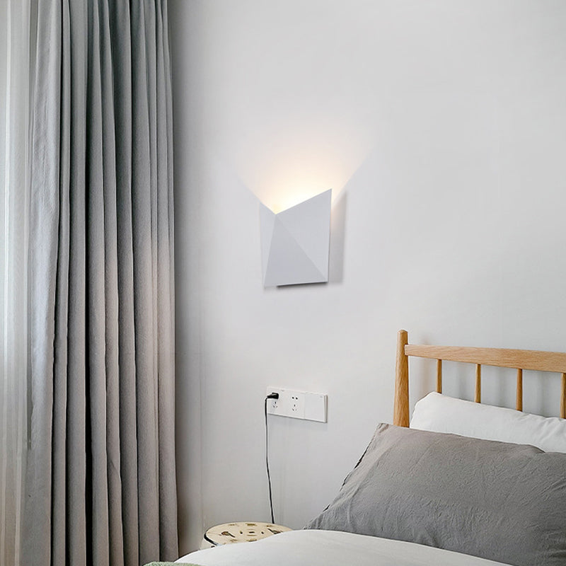 Aluminum Envelope Patio Outdoor Light