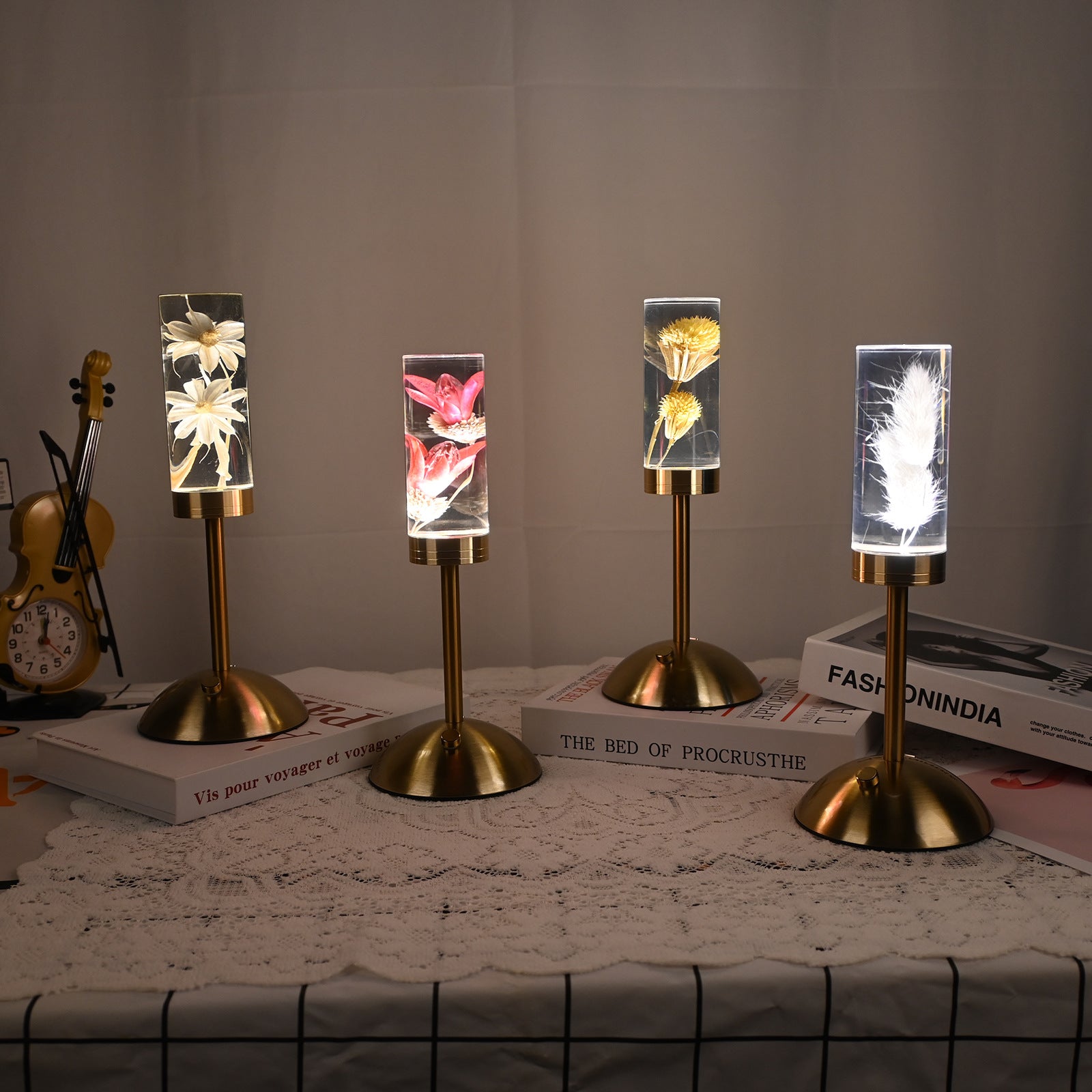 Rechargeable Eternal Flower Daisy Table Lamp