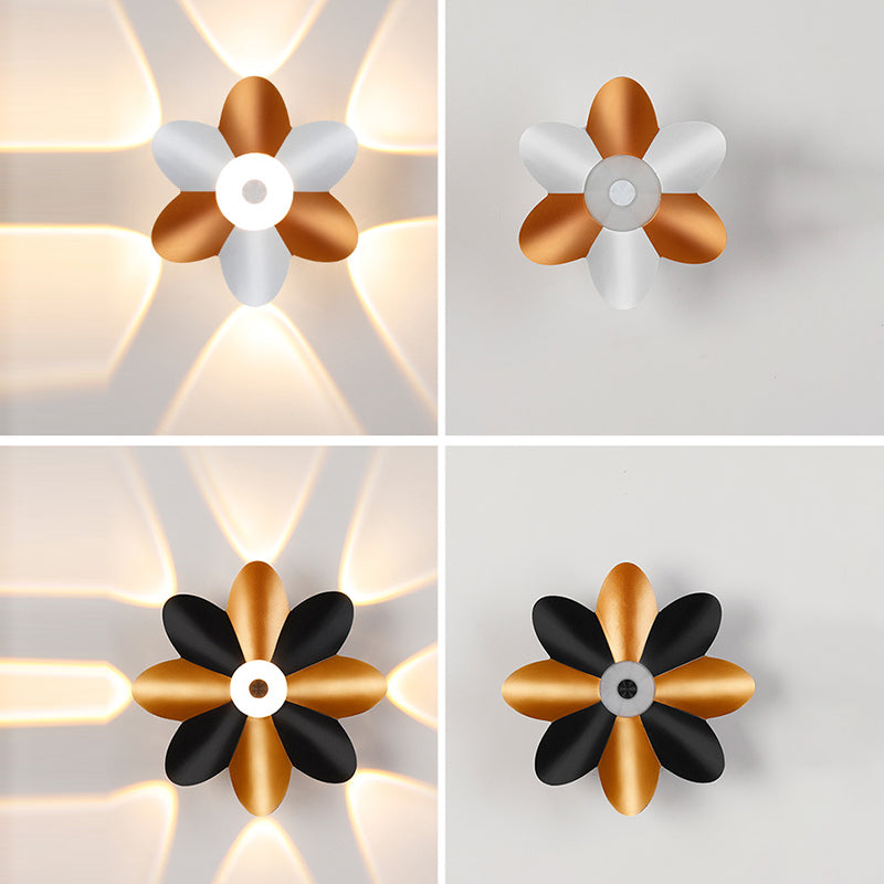 Aluminum Acrylic Flower Patio Outdoor Light