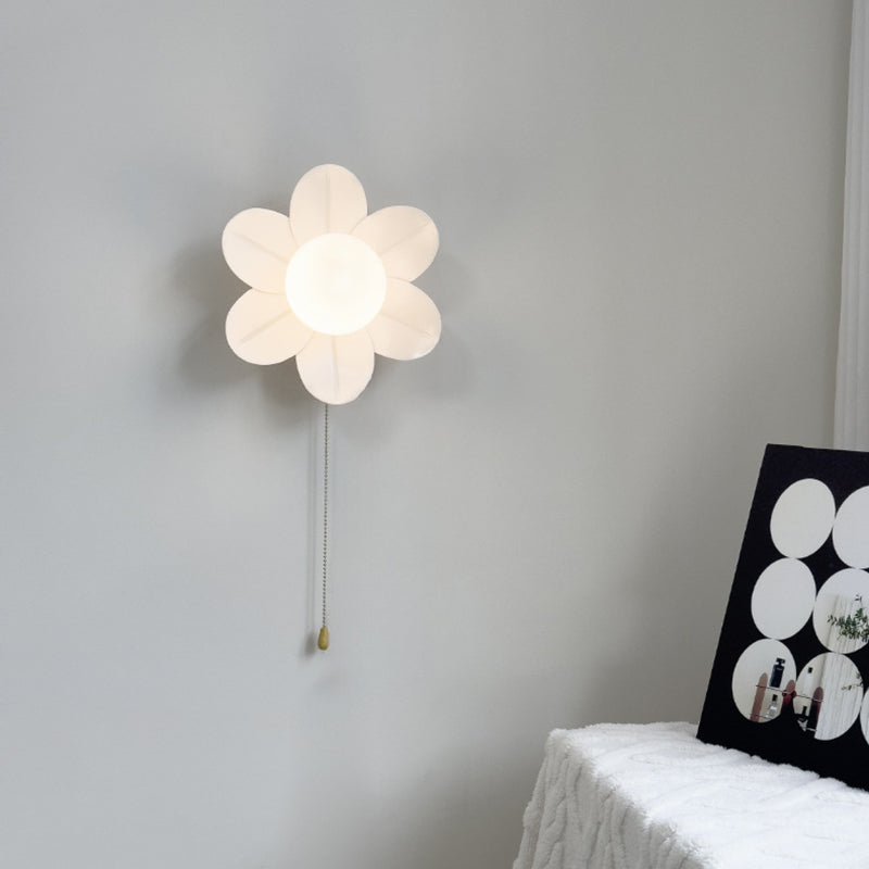 Resin Glass Iron Flower Wall Lamp