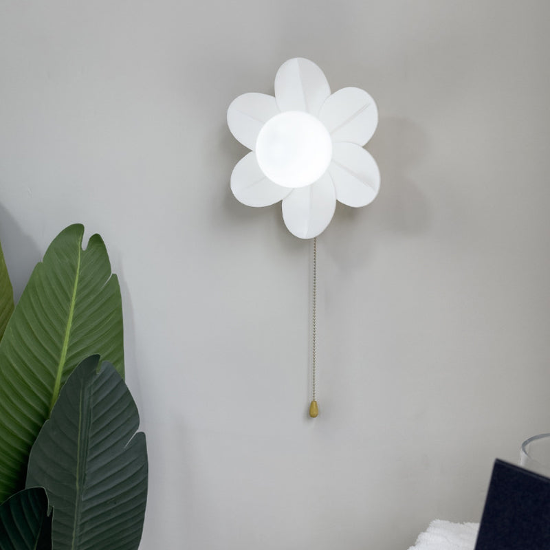 Resin Glass Iron Flower Wall Lamp