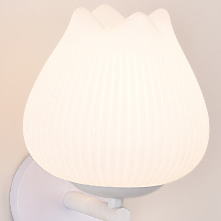 Iron PE Orchid Striped Wall Lamp