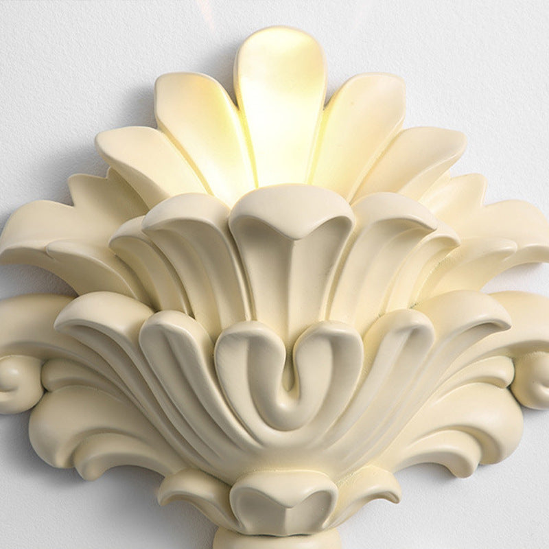 Resin Hardware Candlestick Roman Wall Lamp