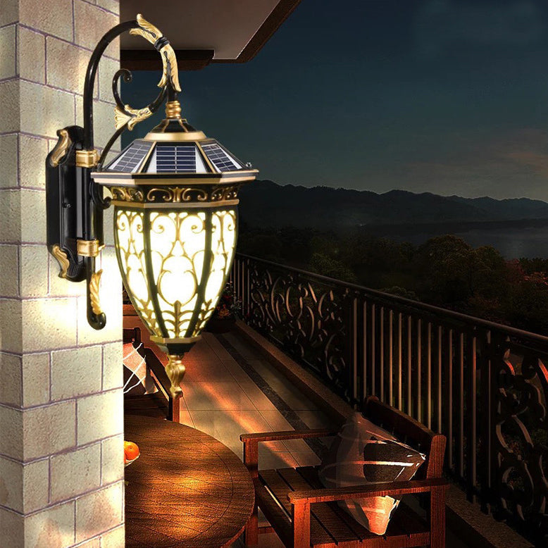 Aluminum Glass Lantern Flower Outdoor Light