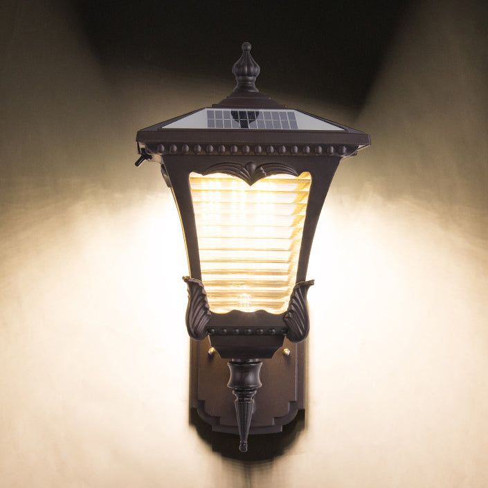 Aluminum Glass Quadrilateral Striped Outdoor Light
