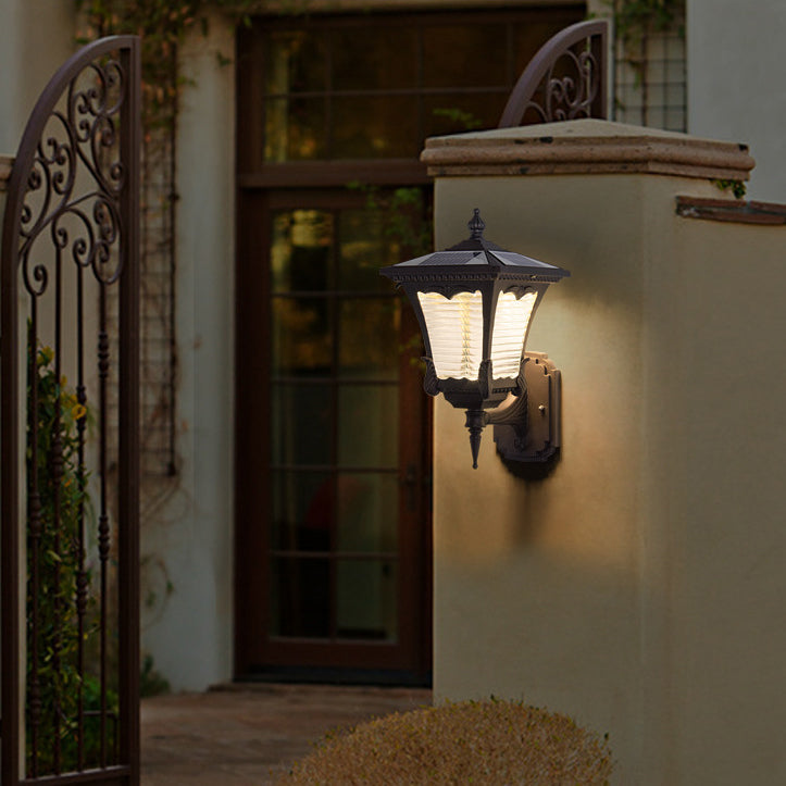 Aluminum Glass Quadrilateral Striped Outdoor Light