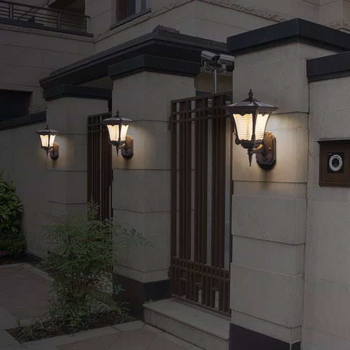 Aluminum Glass Quadrilateral Striped Outdoor Light