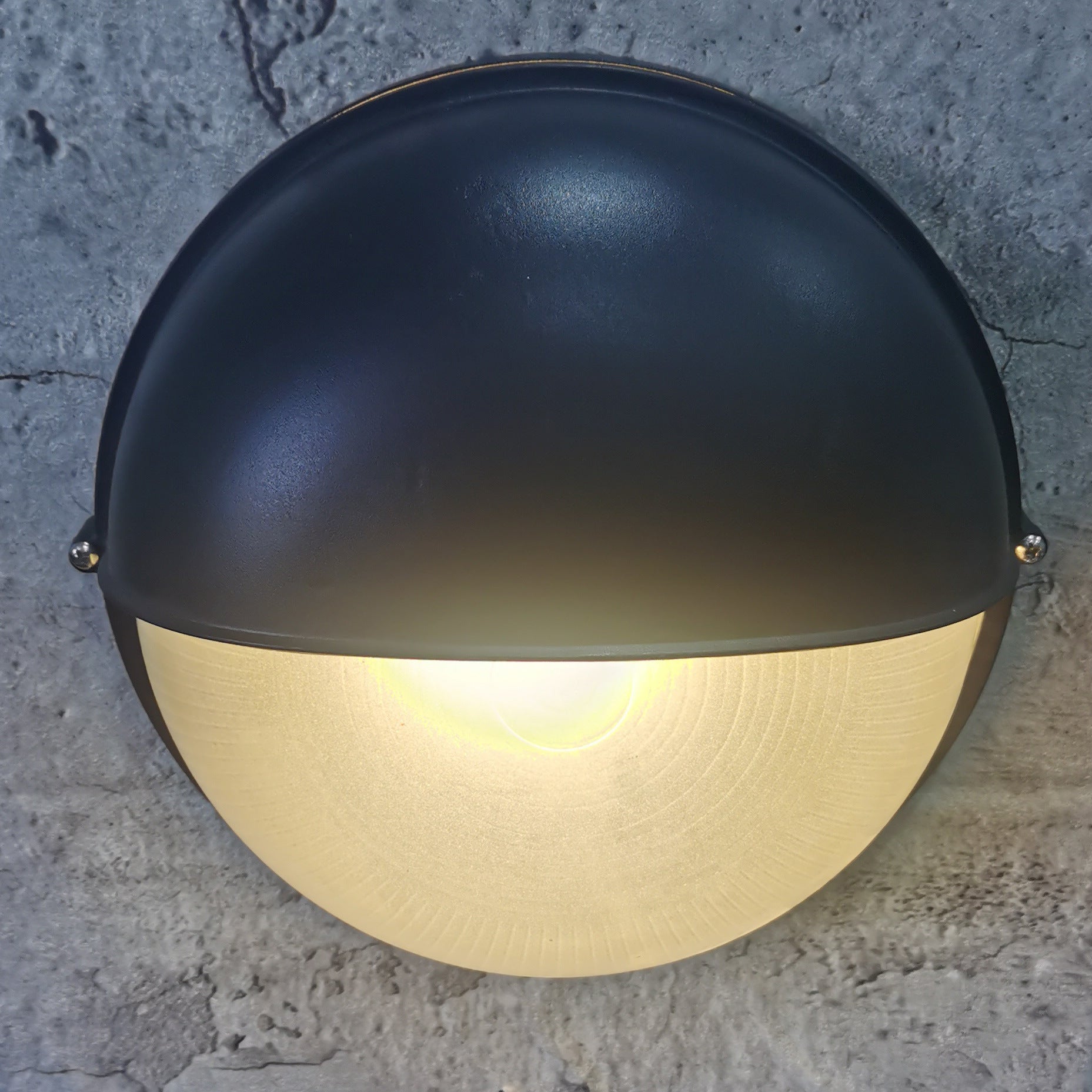 Aluminum Glass Frosted Round Outdoor Light