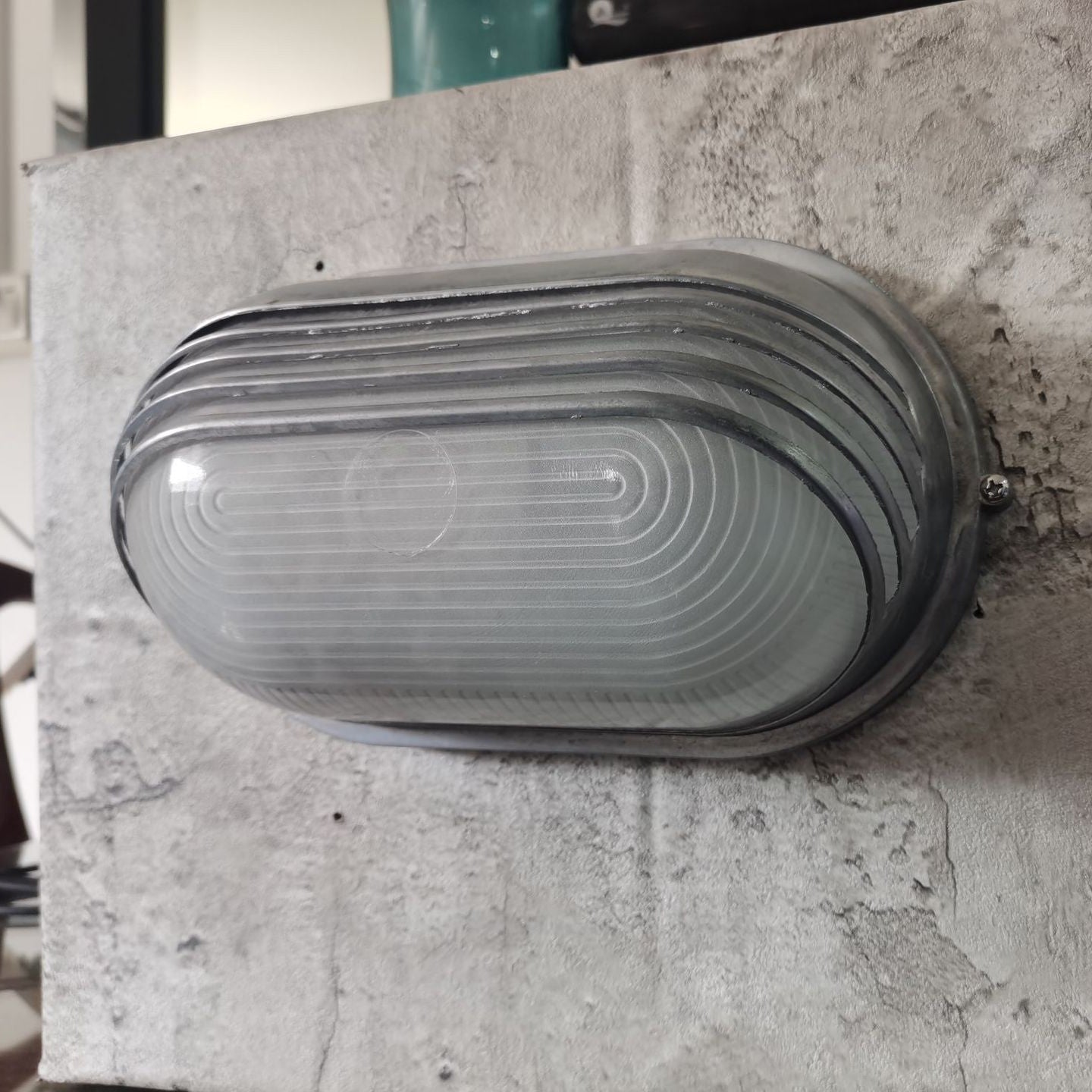 Aluminum Glass Frosted Oval Outdoor Light