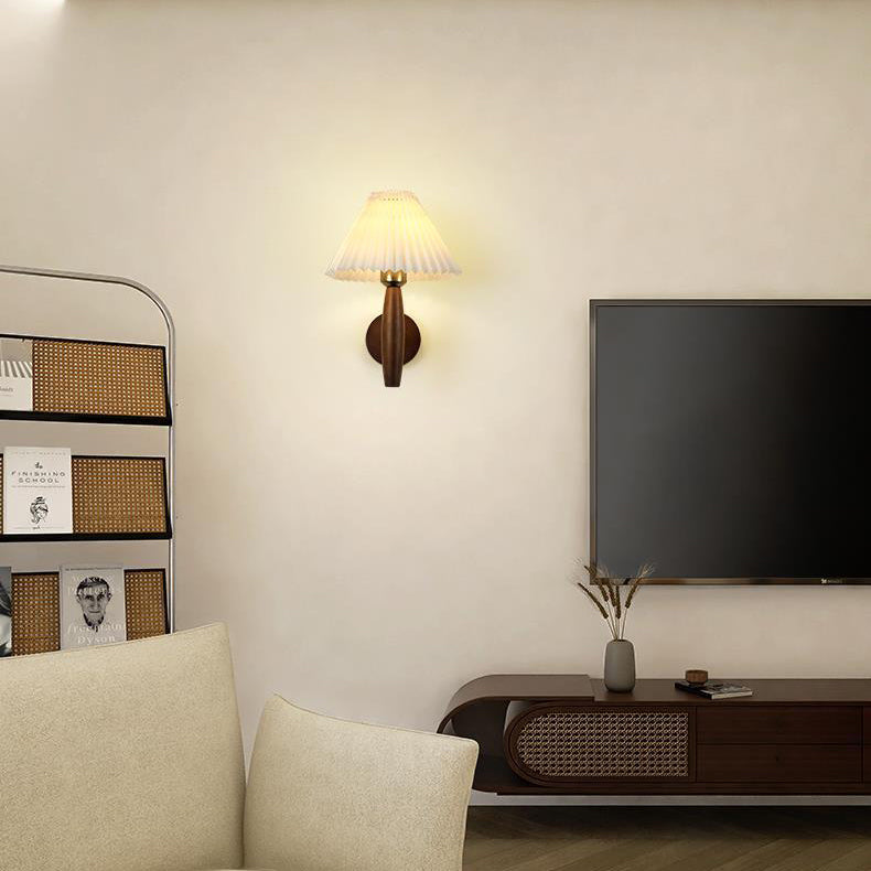 Round Cylinder Pleated Fabric Wall Lamp