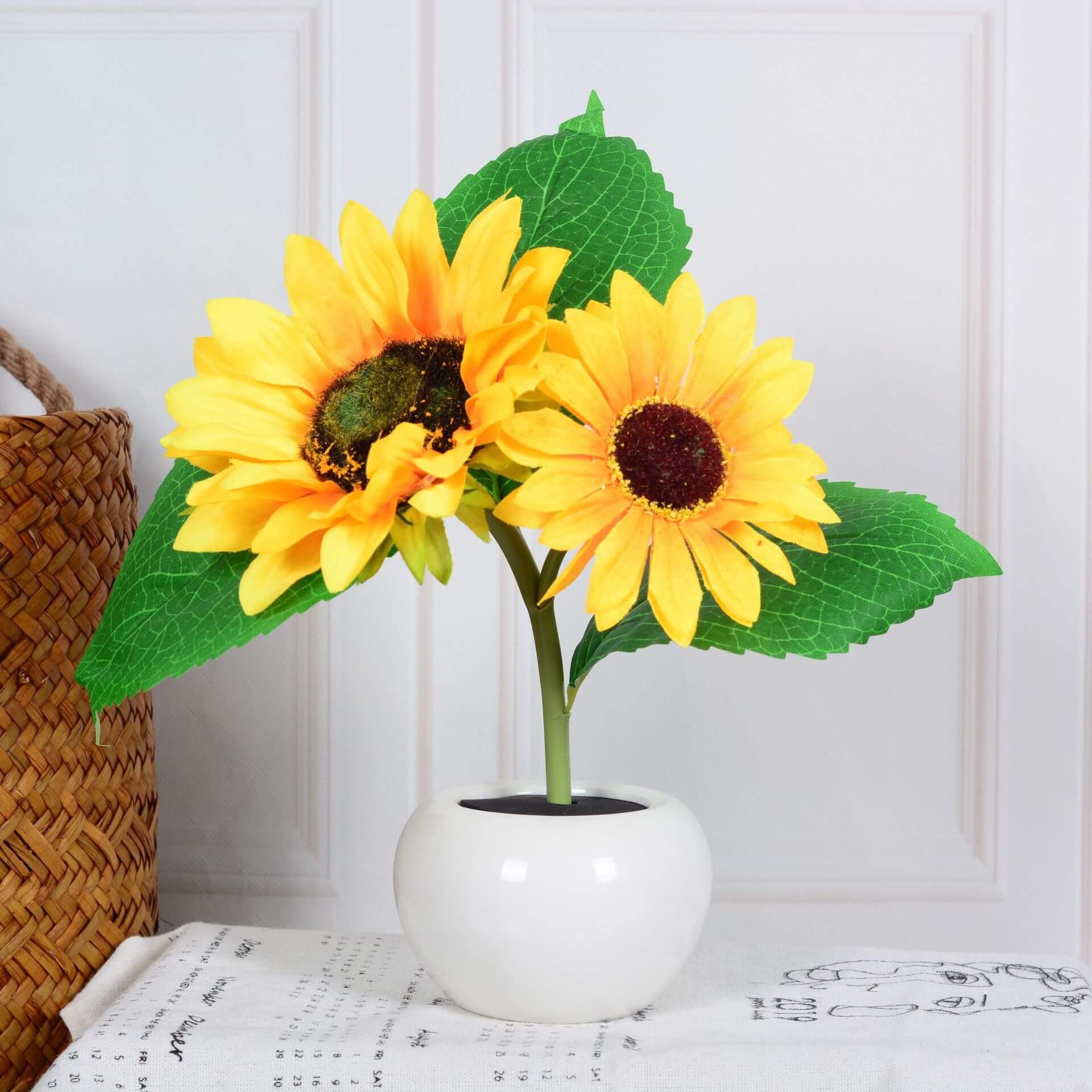Simulation Sunflower Night Table Lamp