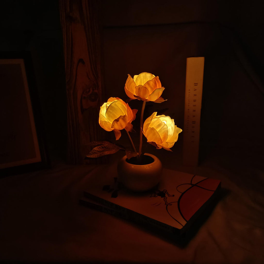Simulation Tulip Peony Night Table Lamp