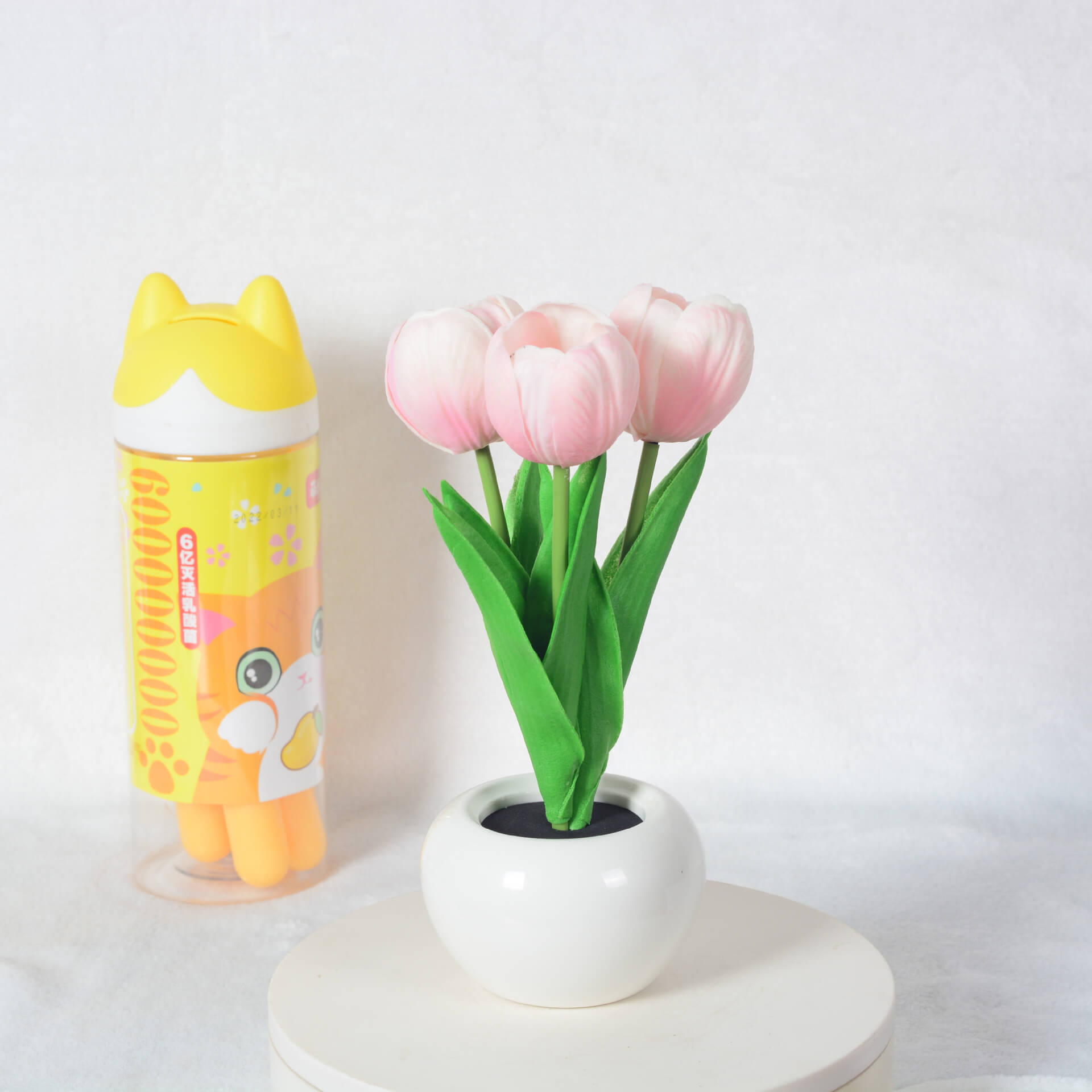 Simulation Tulip Peony Night Table Lamp