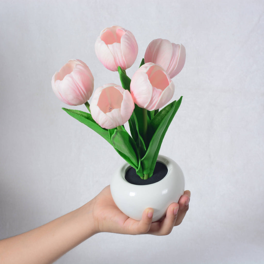 Simulation Tulip Peony Night Table Lamp