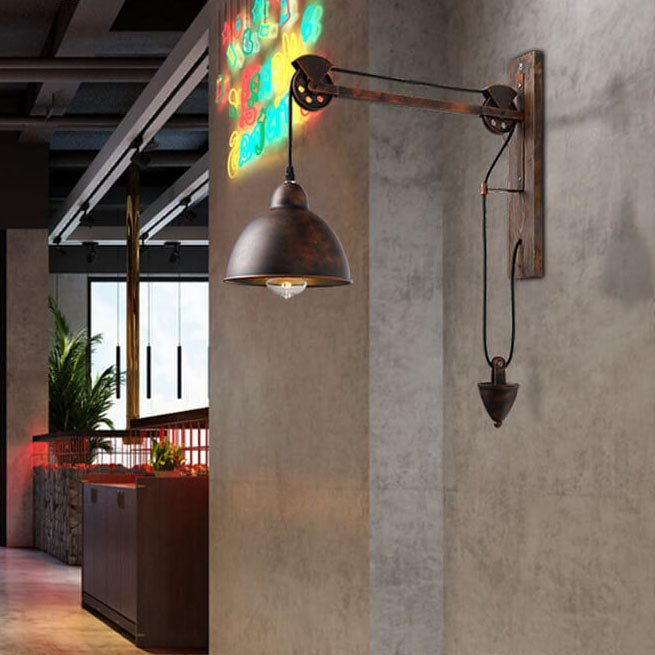Pulley Iron Wall Lamp
