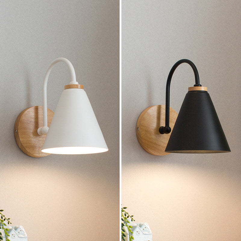 Cone Wooden Wall Lamp