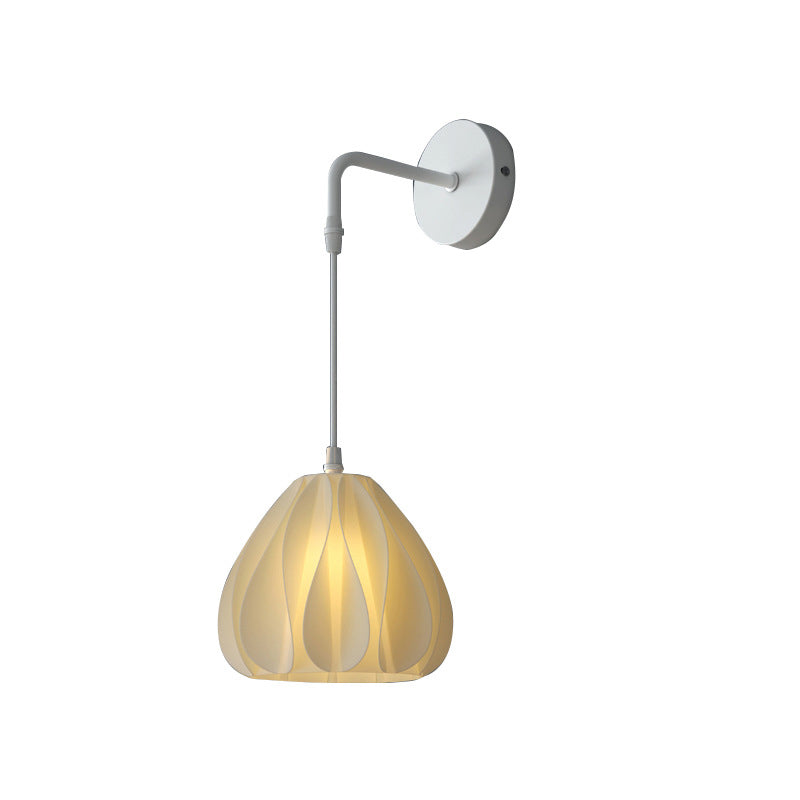 Three-dimensional Petal Design Wall Lamp