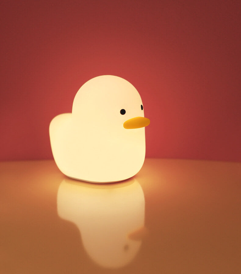 Cute Duck Pat Decoration Table Lamp