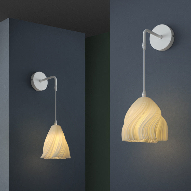 Three-dimensional Petal Design Wall Lamp