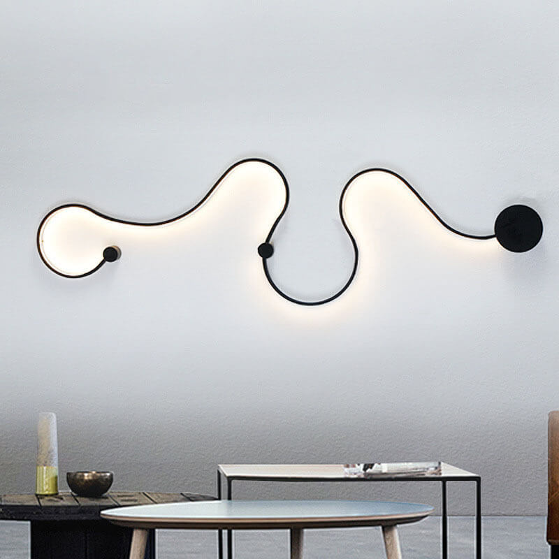 Long Aluminum Snake Shaped Wall Lamp