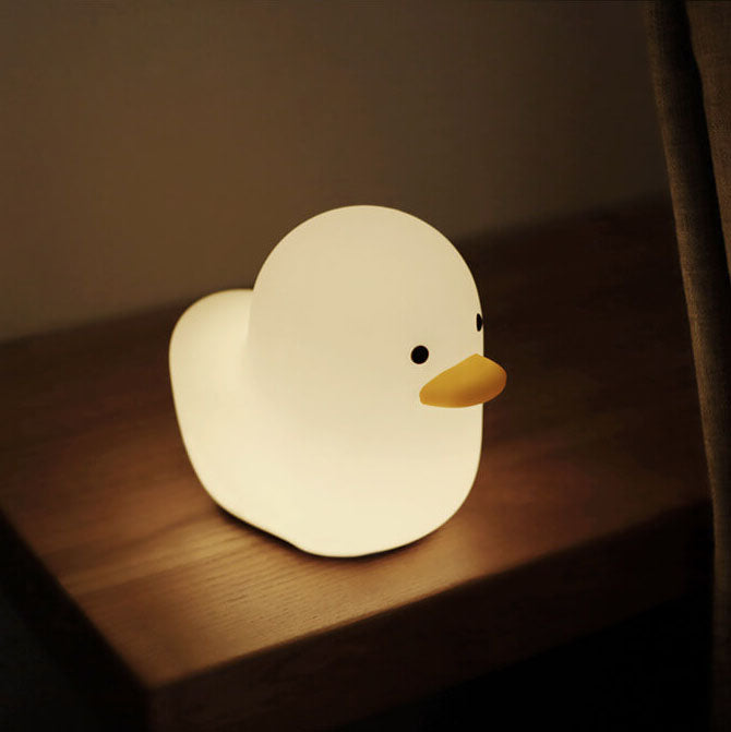 Cute Duck Pat Decoration Table Lamp
