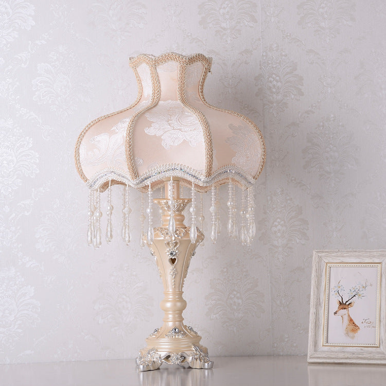 Round Tasseled Vase Fabric Table Lamp