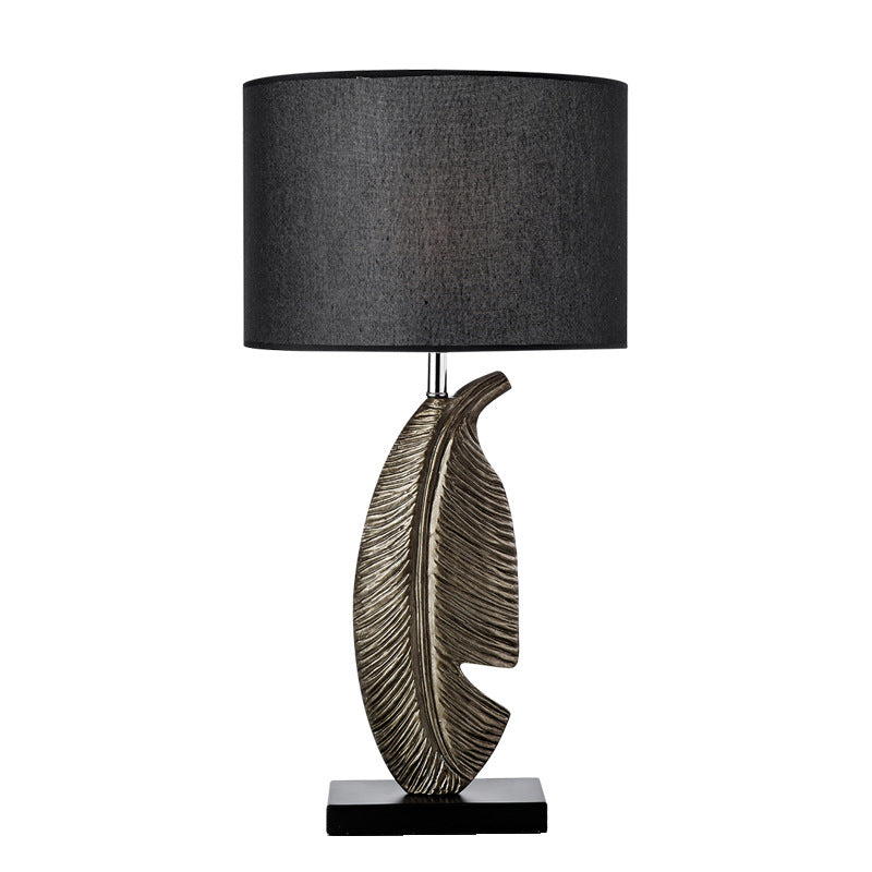 Leaf Resin Fabric Iron Table Lamp
