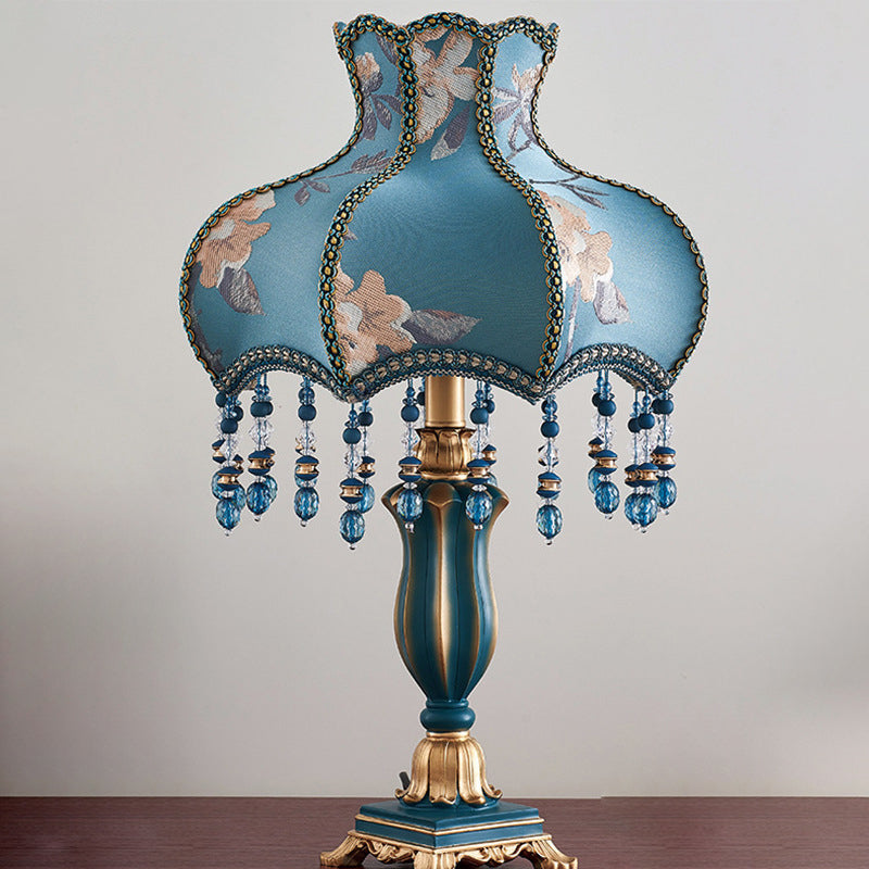 Court Top Resin Fabric Table Lamp