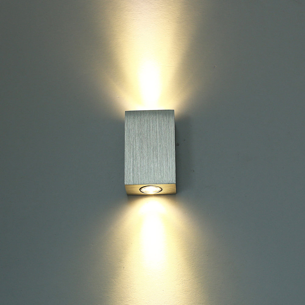 Aluminum Cubic Patio Outdoor Light