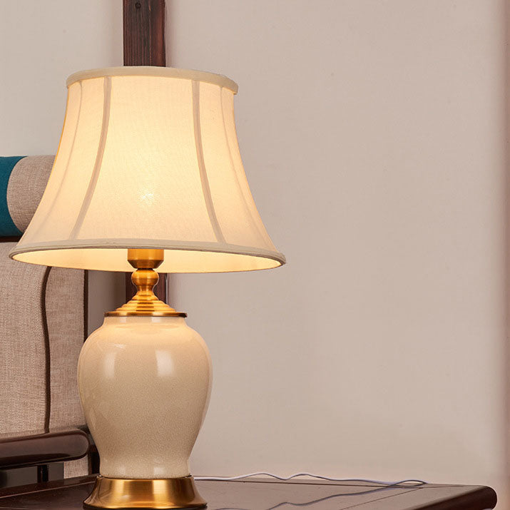 Fabric Round Ceramics Vase Table Lamp